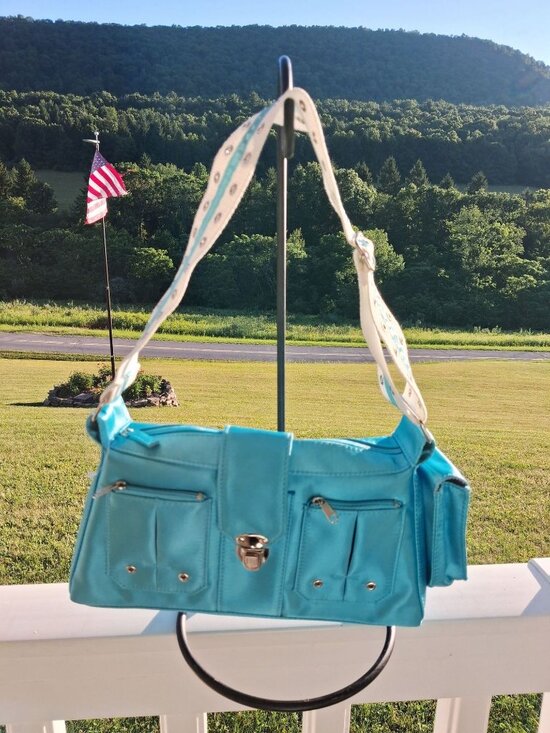 Unbranded Handbags - Blue Metallic Shoulder Bag White Grommet Strap & Multiple Zipper Pockets